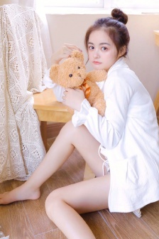 年轻的少妇3中文字幕